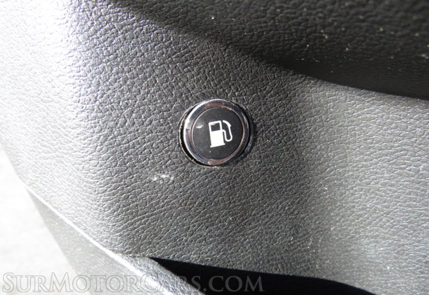 2021 Dodge Charger - Image 31