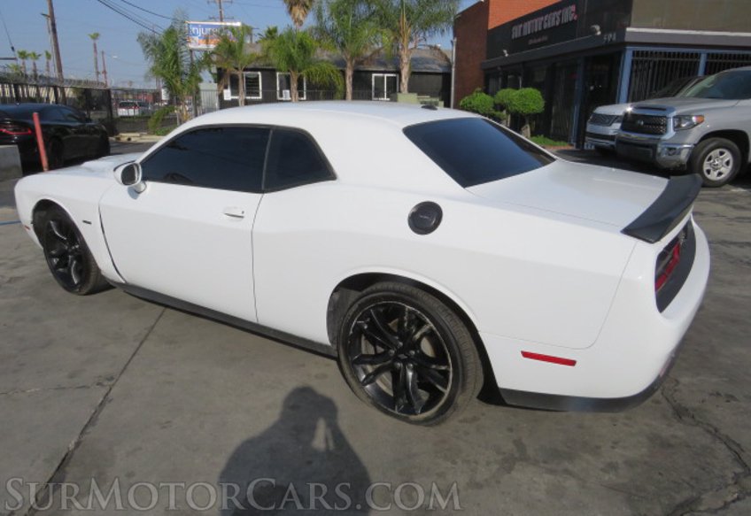 2018 Dodge Challenger - Image 10