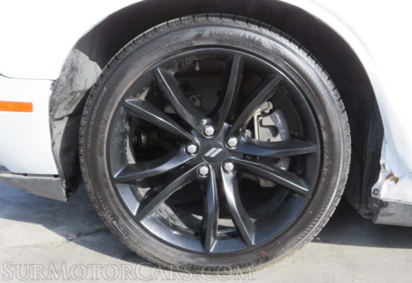2018 Dodge Challenger - Image 11