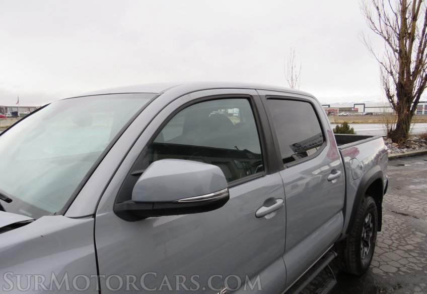 2019 Toyota Tacoma 4WD - Image 5