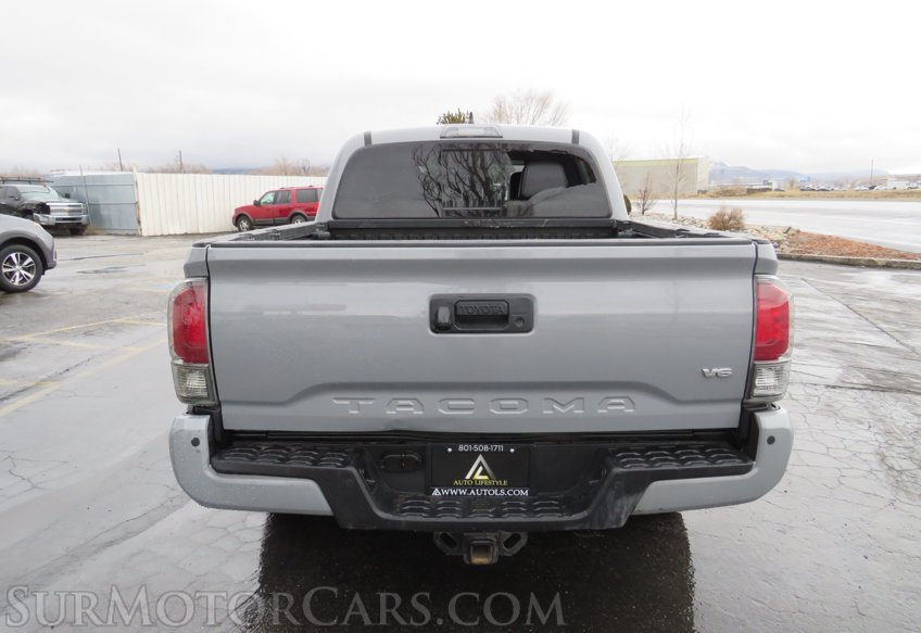 2019 Toyota Tacoma 4WD - Image 17