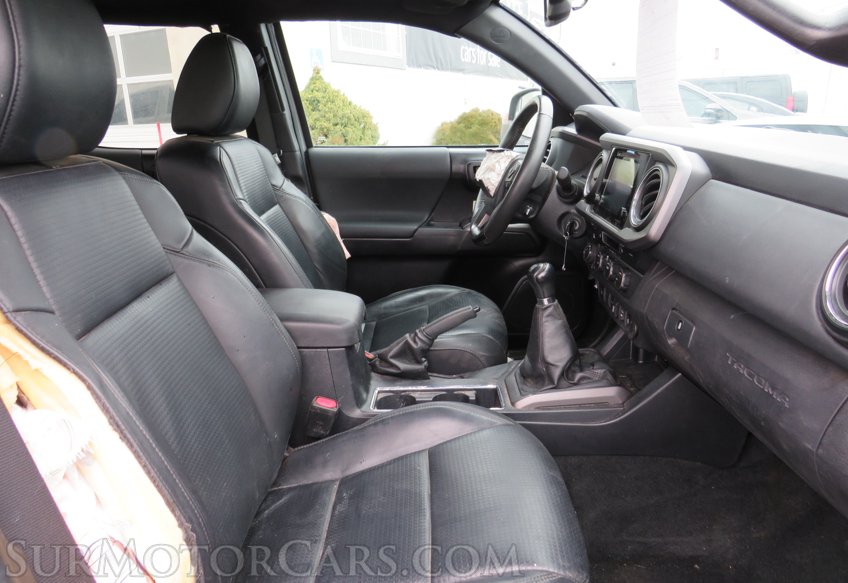 2019 Toyota Tacoma 4WD - Image 25