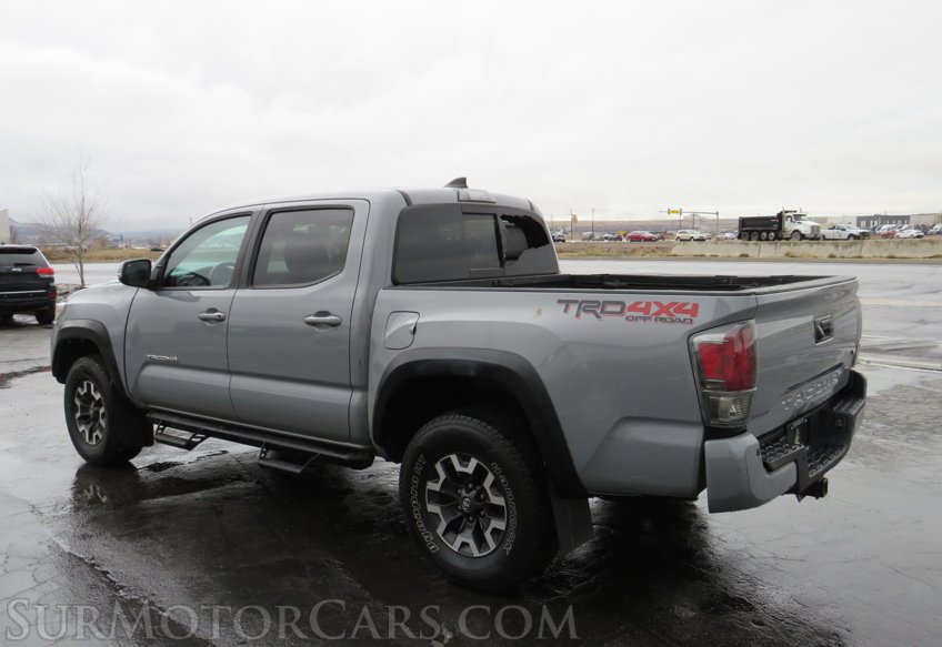 2019 Toyota Tacoma 4WD - Image 9