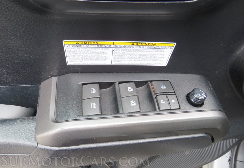 2019 Toyota Tacoma 4WD - Image 40