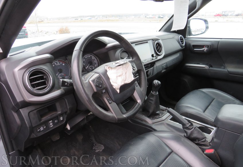 2019 Toyota Tacoma 4WD - Image 26