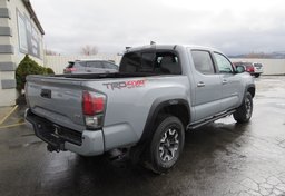 2019 Toyota Tacoma 4WD - Image 8