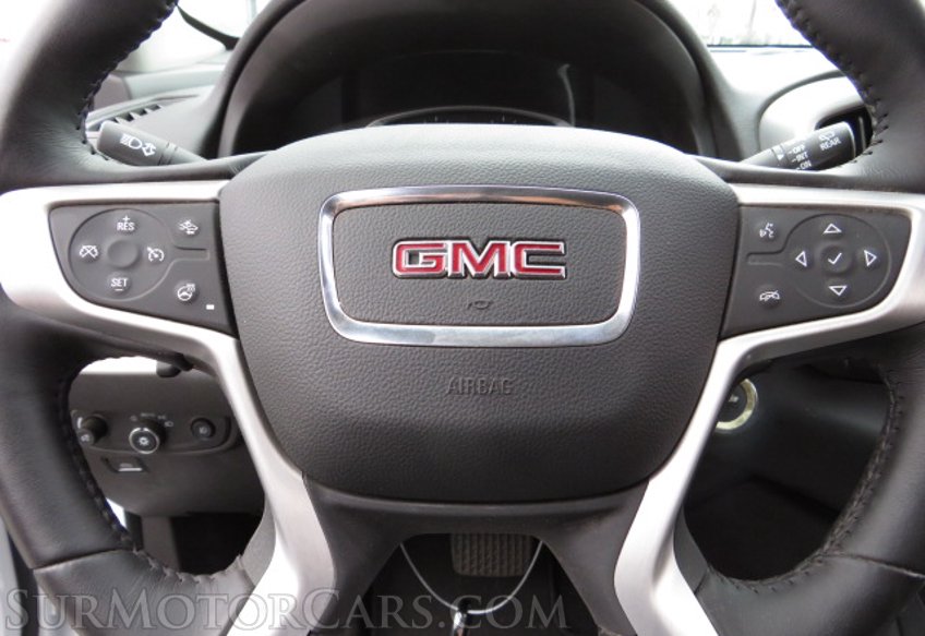 2021 GMC Terrain - Image 27