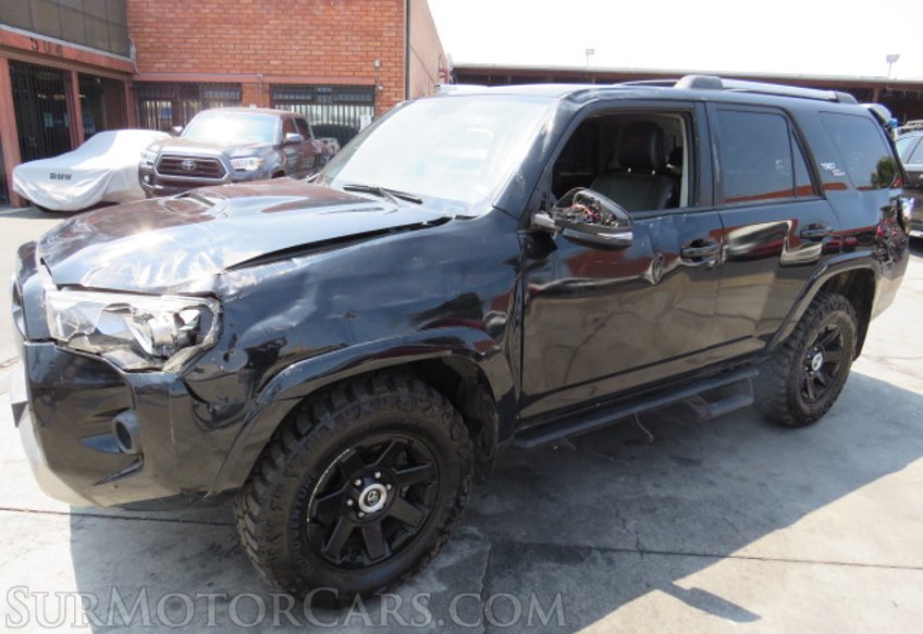 2018 Toyota 4Runner - Image 4