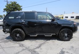2018 Toyota 4Runner - Image 9