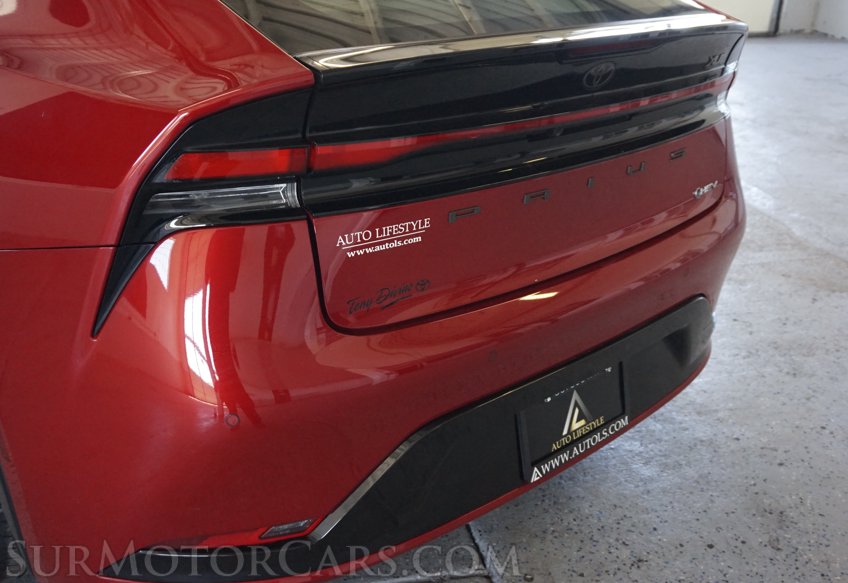 2024 Toyota Prius - Image 19