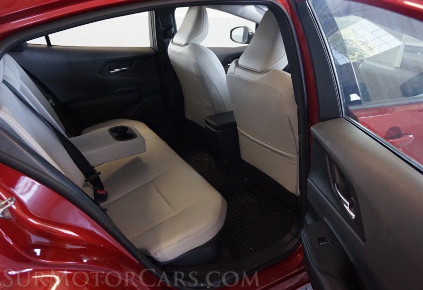 2024 Toyota Prius - Image 30