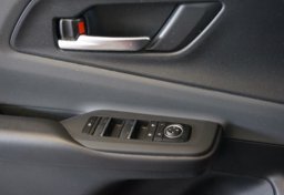 2024 Toyota Prius - Image 58