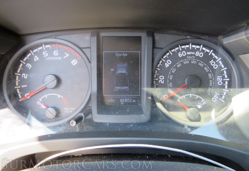 2019 Toyota Tacoma 4WD - Image 32