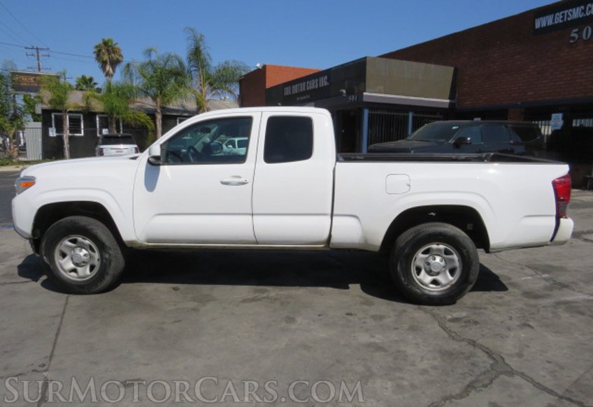 2019 Toyota Tacoma 4WD - Image 5