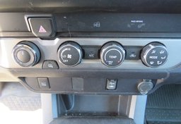 2019 Toyota Tacoma 4WD - Image 35