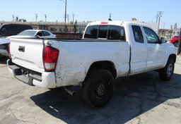 2019 Toyota Tacoma 4WD - Image 10