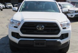 2019 Toyota Tacoma 4WD - Image 11