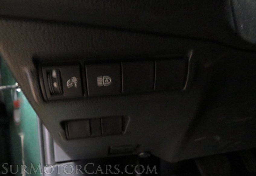 2023 Toyota Corolla Cross - Image 34