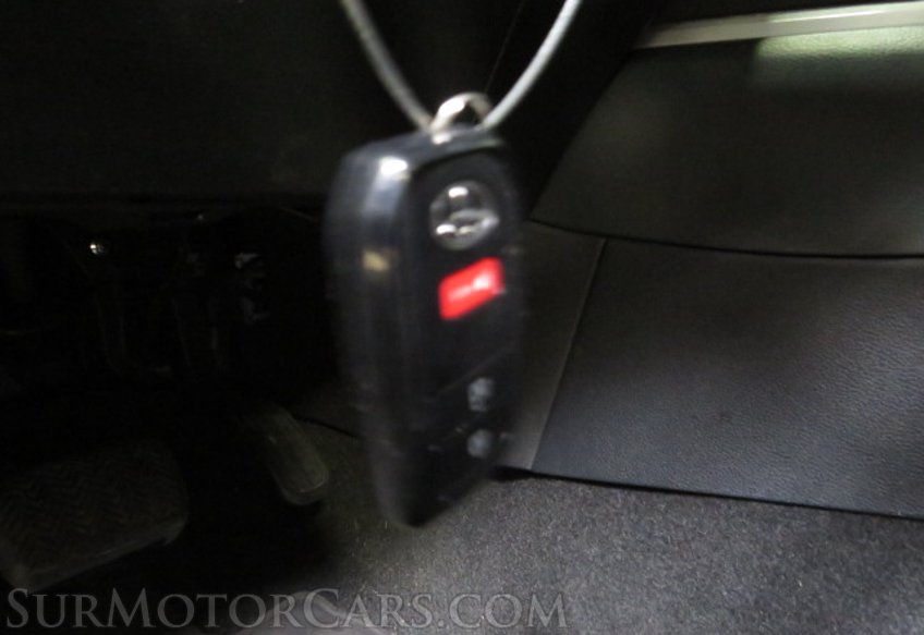 2023 Toyota Corolla Cross - Image 31