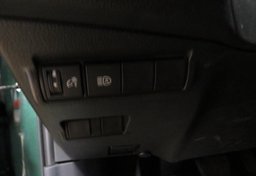 2023 Toyota Corolla Cross - Image 34