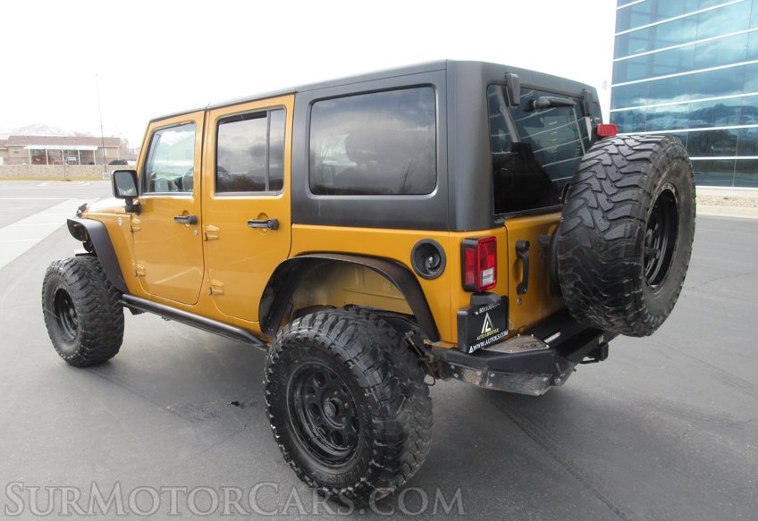 2014 Jeep Wrangler Unlimited - Image 7