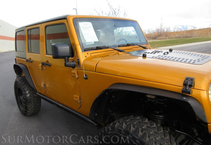 2014 Jeep Wrangler Unlimited - Image 16