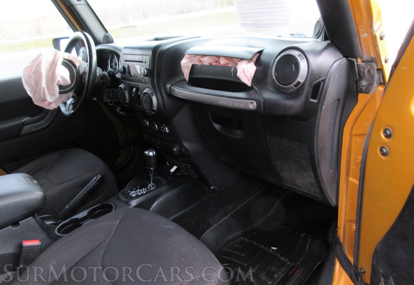 2014 Jeep Wrangler Unlimited - Image 41