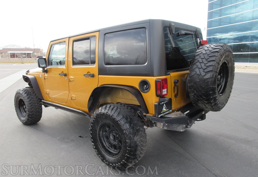 2014 Jeep Wrangler Unlimited - Image 5