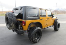 2014 Jeep Wrangler Unlimited - Image 8