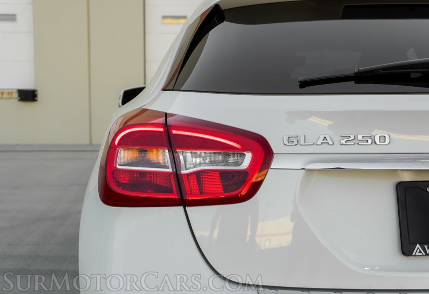 2017 Mercedes-Benz GLA - Image 12