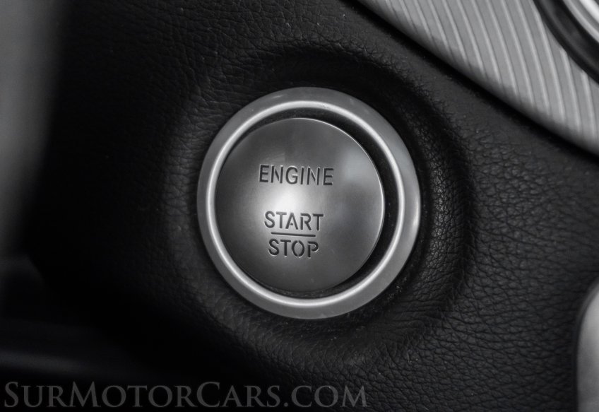 2017 Mercedes-Benz GLA - Image 36