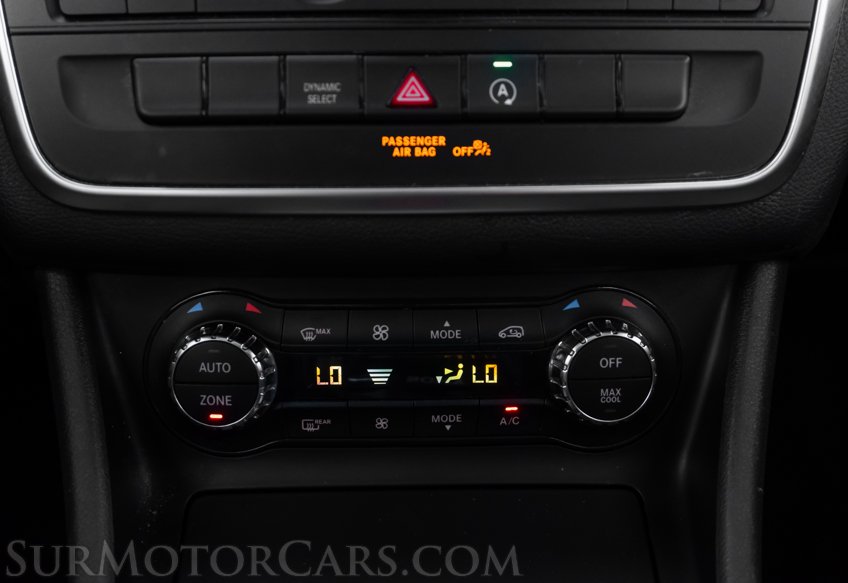 2017 Mercedes-Benz GLA - Image 35