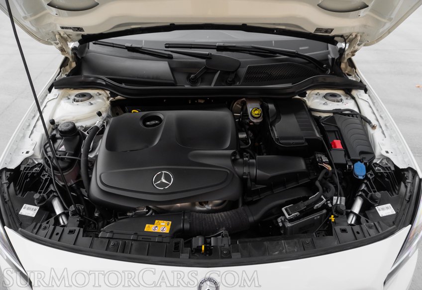 2017 Mercedes-Benz GLA - Image 24