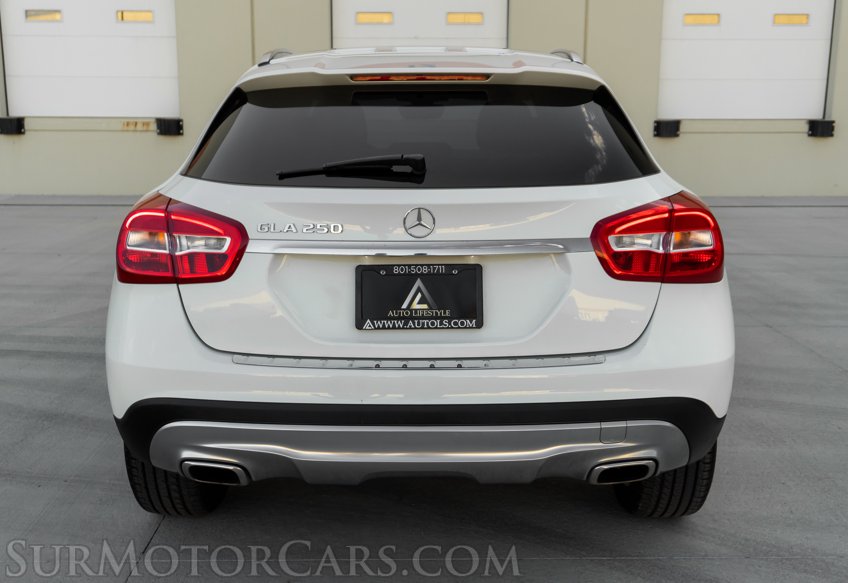 2017 Mercedes-Benz GLA - Image 8