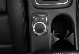 2017 Mercedes-Benz GLA - Image 33