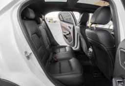 2017 Mercedes-Benz GLA - Image 55