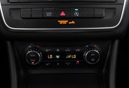 2017 Mercedes-Benz GLA - Image 35