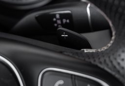 2017 Mercedes-Benz GLA - Image 29