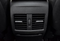 2017 Mercedes-Benz GLA - Image 27