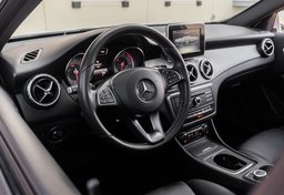2017 Mercedes-Benz GLA - Image 20