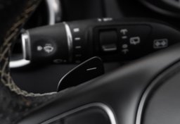 2017 Mercedes-Benz GLA - Image 30