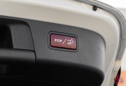 2017 Mercedes-Benz GLA - Image 47