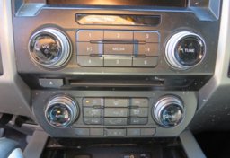 2015 Ford F-150 - Image 39