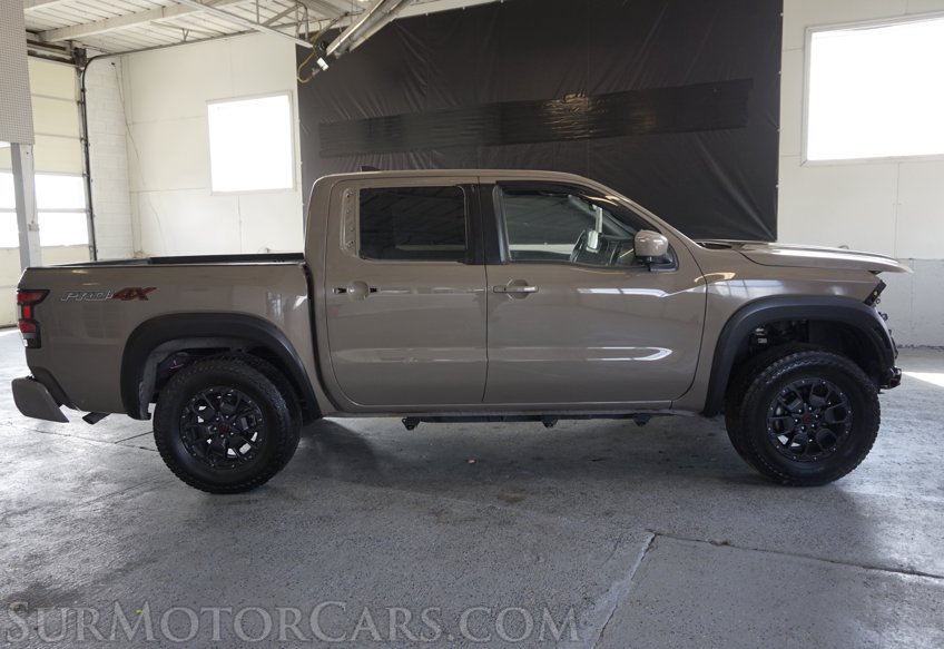 2022 Nissan Frontier - Image 9