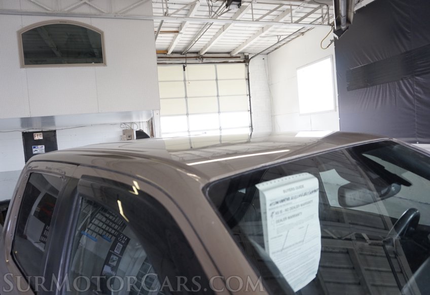 2022 Nissan Frontier - Image 16