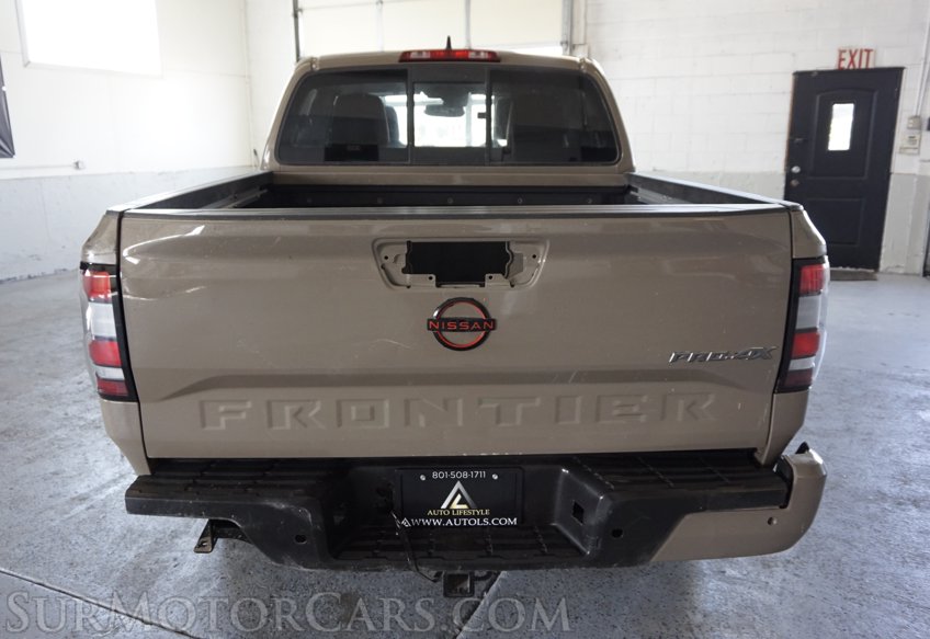 2022 Nissan Frontier - Image 11