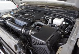 2022 Nissan Frontier - Image 61