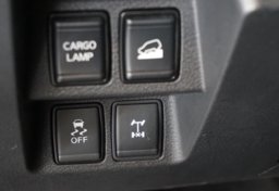 2022 Nissan Frontier - Image 44