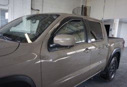 2022 Nissan Frontier - Image 13