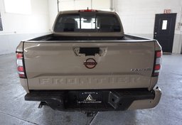 2022 Nissan Frontier - Image 11